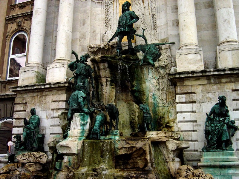 Photo of Matyas Fountain at the Royal Palace, Budapest